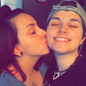 Meet your Posher, Candi